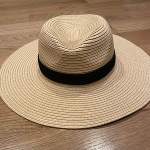 Madewell packable straw hat